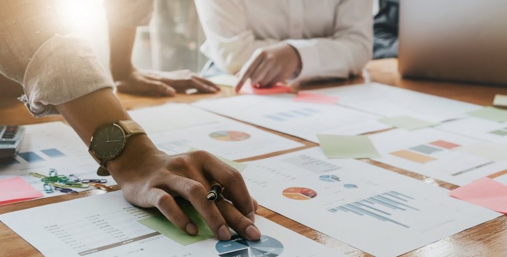 Como montar um modelo de vendas para loja de móveis